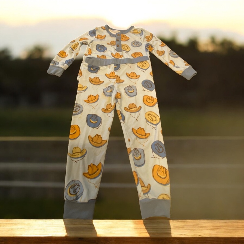 TODDLER CLOTHING, MudPie Pajamas, 12-18 months, cowboy hat pattern